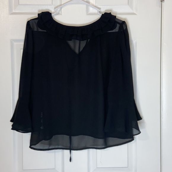 Forever 21 Sheer Chiffon Sleeved Blouse with Tie - Picture 6 of 7